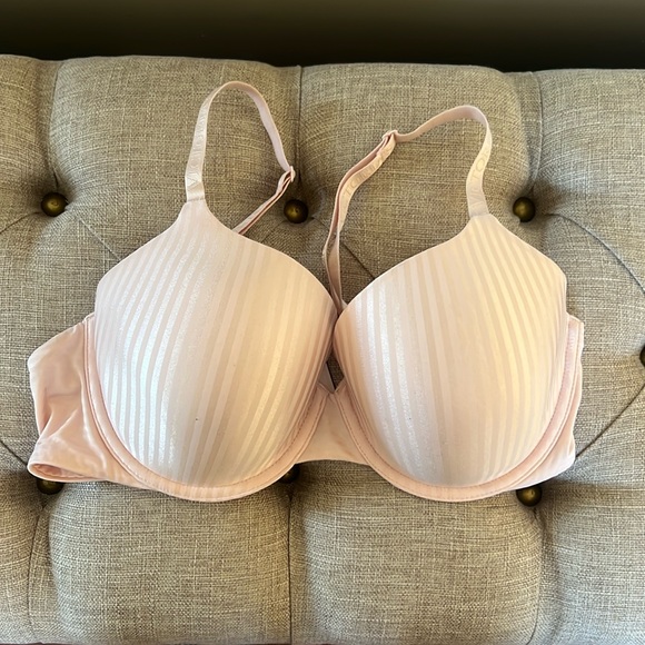 Victoria's Secret Other - Victoria’s Secret slightly lined T-shirt, bra, pink striped